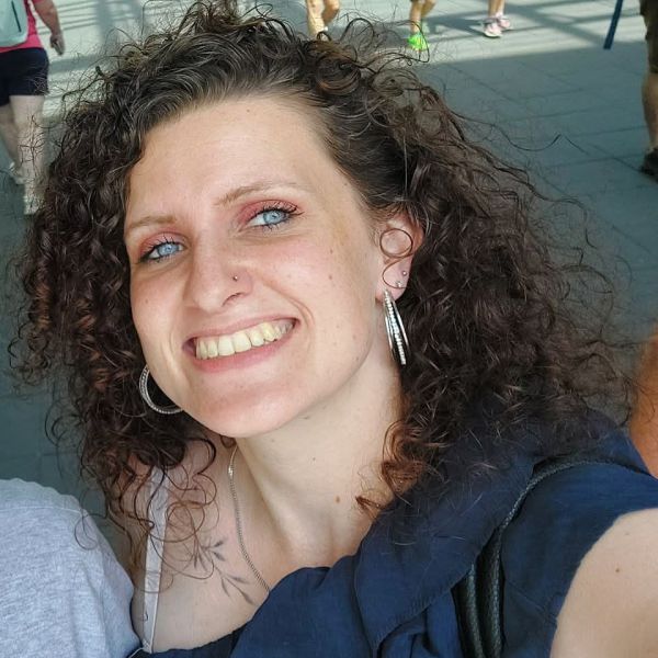 Huisdierenoppas Sharon uit Velsen-Noord/Oosterblokker