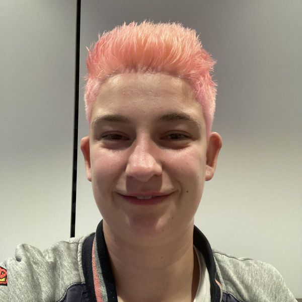 Huisdierenoppas Daphne uit Esch