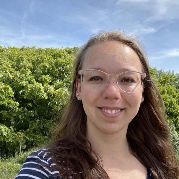 Huisdierenoppas Melissa uit De Lier