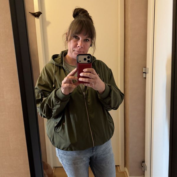 Huisdierenoppas Desiree uit Den Haag