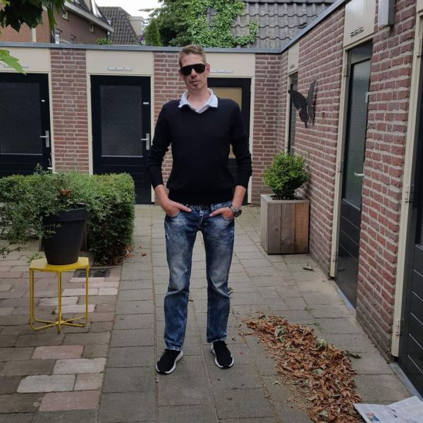 Huisdierenoppas Remond uit Lochem