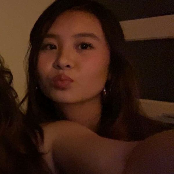 Huisdierenoppas Manyi Cheung uit Den Haag