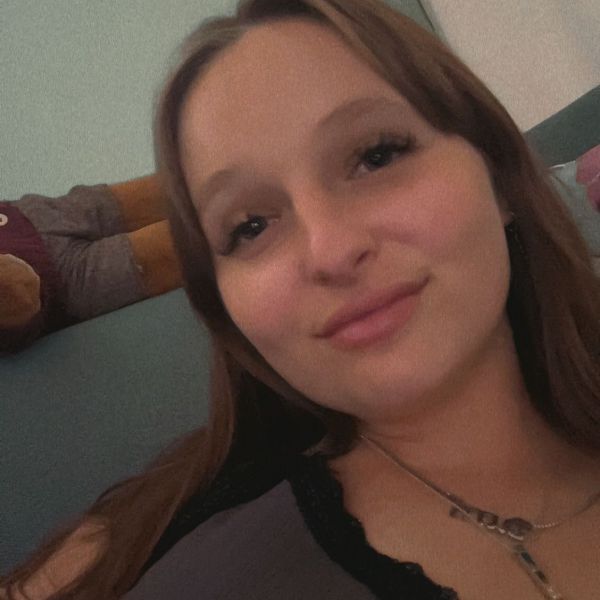 Huisdierenoppas Caitlin uit Deil