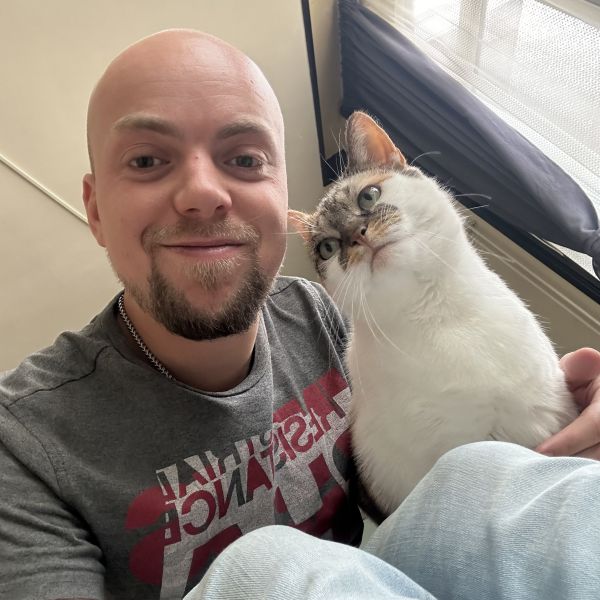 Kattenoppas Ruben 😸🤝😁 uit Den Haag