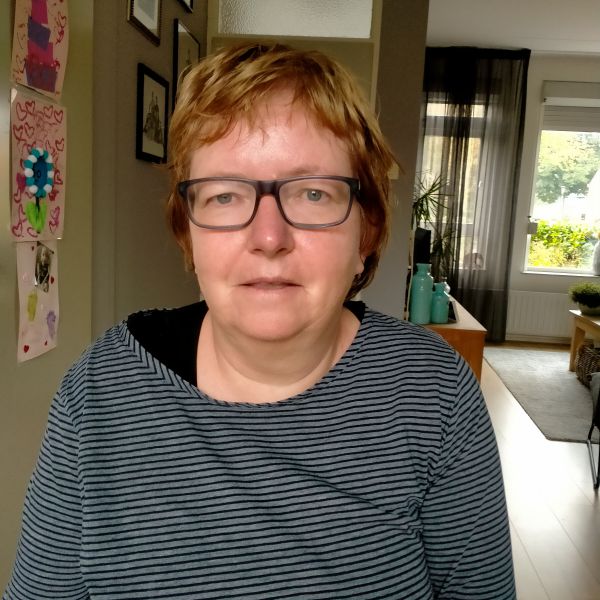 Hondenoppas Yvonne uit Spanbroek