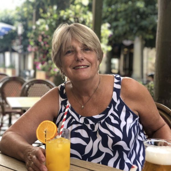 Hondenoppas Hannie uit Voorburg
